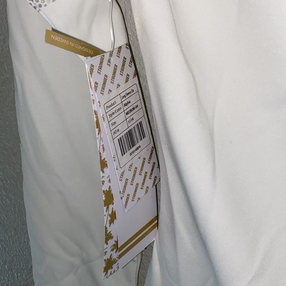 STRONGER SIGNATURE Performance Jacket - Picture 12 of 12